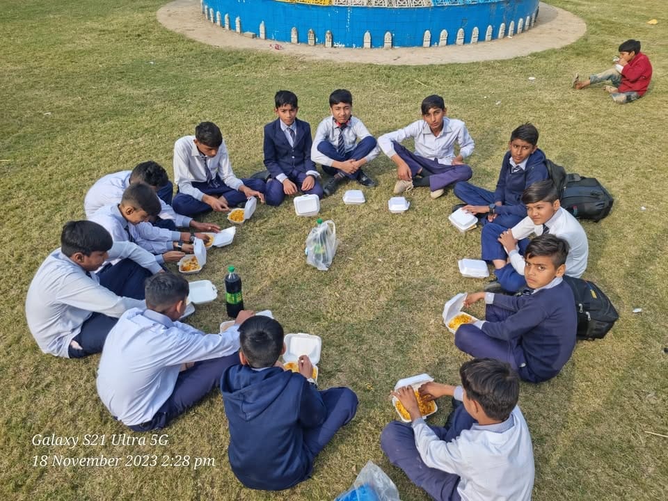 Picnic — Al-Khizar School